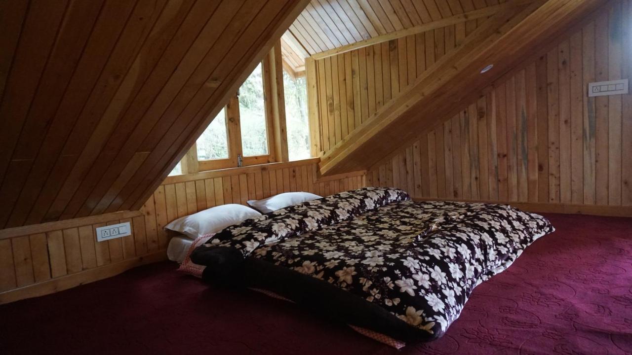 Freebird Nest 2 Stays & Cafe Jibhi Dış mekan fotoğraf